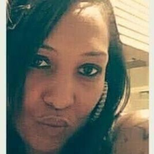 Meet your Posher, Yolanda